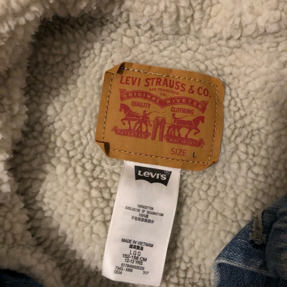 Levi’s Sherpa jacket - Picture 2 of 2
